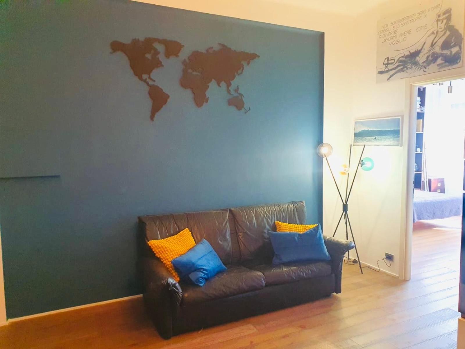 La Casa Di Marco Apartment เวนติมิญา ภายนอก รูปภาพ