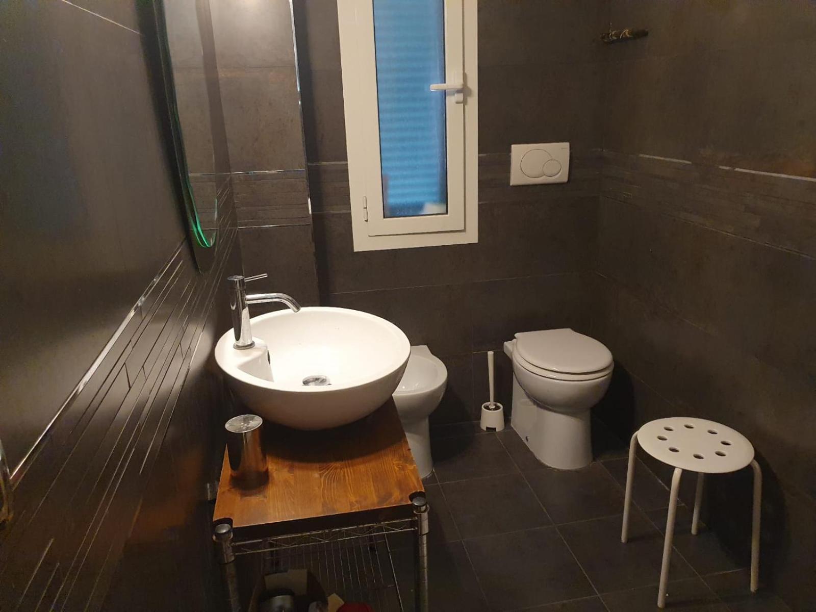 La Casa Di Marco Apartment เวนติมิญา ภายนอก รูปภาพ