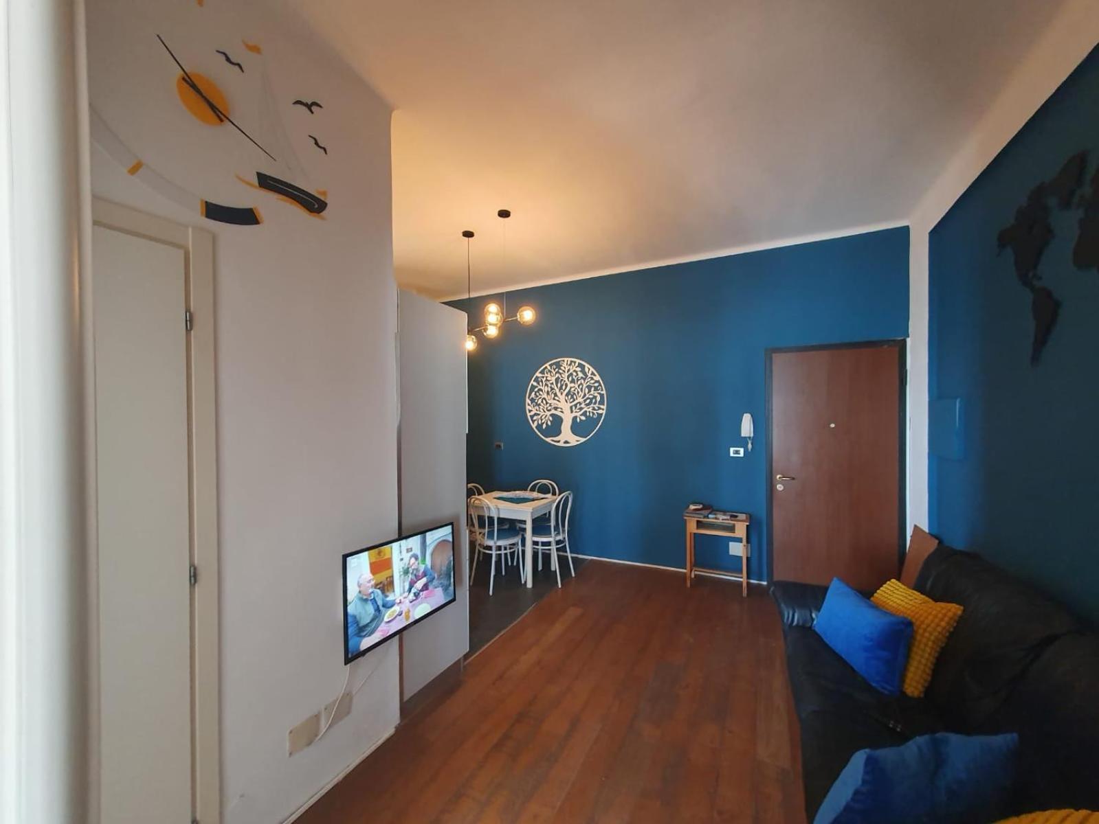 La Casa Di Marco Apartment เวนติมิญา ภายนอก รูปภาพ